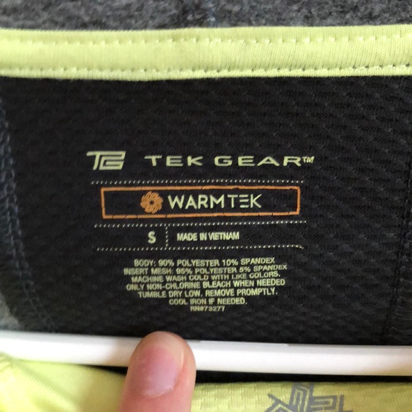 Running long sleeve and vest - Picture 3 of 6